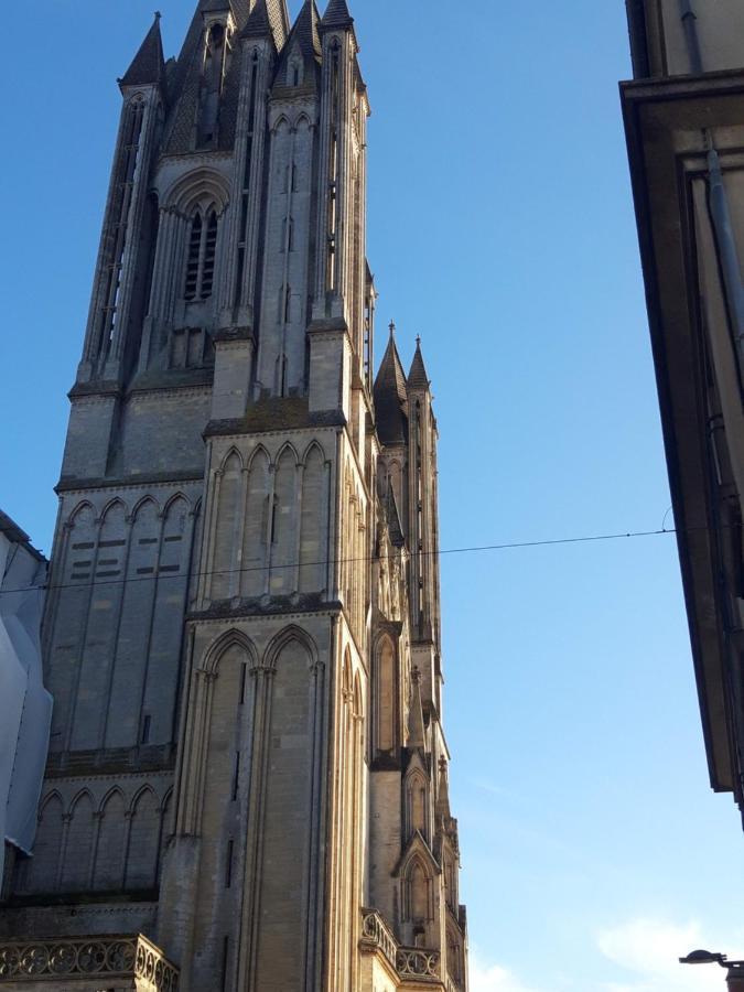 Agreables Chambres Independantes - Coutances Centre Dış mekan fotoğraf